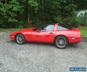 1990 Chevrolet Corvette Base Hatchback 2-Door