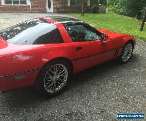 1990 Chevrolet Corvette Base Hatchback 2-Door