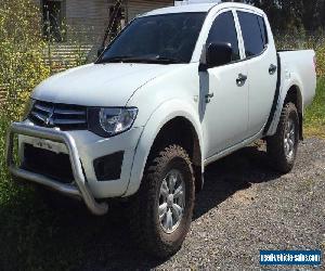 2011 MITSUBISHI TRITON MN GL-R DUAL CAB 4X4 2.5 TURBO DIESEL DAMAGED REPAIRABLE