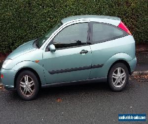 2000 FORD FOCUS 1.4L GREEN