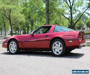 1990 Chevrolet Corvette Base Hatchback 2-Door