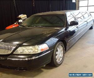 Lincoln: Town Car KRYSTAL LIMO