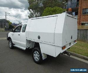 2012 Toyota Hilux KUN26R MY12 SR (4x4) White Manual 5sp M Extracab