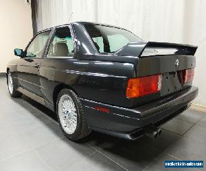 BMW: M3 E30 COUPE