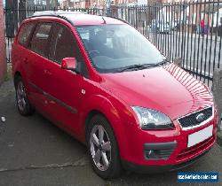 2006 FORD FOCUS ZETEC CLIMATE RED ESTATE FAMILY CAR for Sale