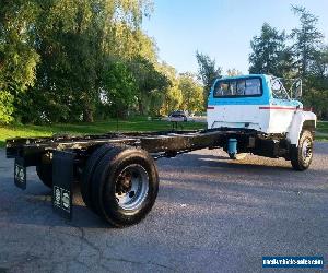 Ford: Ford F700 Ford F700 Straight Truck