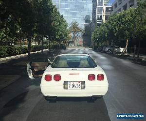 1992 Chevrolet Corvette Base Hatchback 2-Door