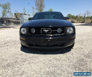 2007 Ford Mustang Base Premium