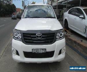 2013 Toyota Hilux TGN16R MY14 Workmate White Manual 5sp M Cab Chassis