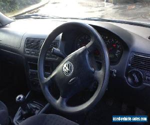 VW Golf 1.6