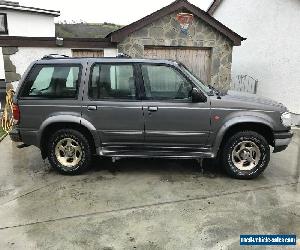 FORD EXPLORER 4.0 V6 AUTO METALIC GREY