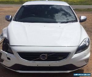 2013 VOLVO V40 T5 R-DESIGN HATCH 29KM 6SPD AUTO 2.5 TURBO DAMAGED REPAIRABLE 