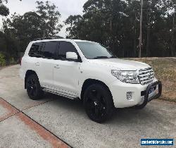 Toyota Landcruiser 200 Series V8 Fully Loaded Low Kilometres Auto for Sale