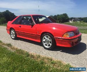 1993 Ford Mustang SVT Cobra Hatchback 2-Door