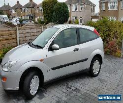 2001 FORD FOCUS 1.4CL SILVER 3 door 83,000 miles good condition spares or repair for Sale