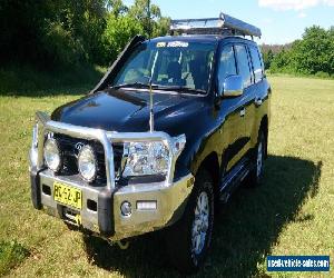  Toyota Landcruiser VDJ200 twin turbo diesel wagon