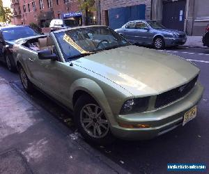 2006 Ford Mustang Base Convertible 2-Door