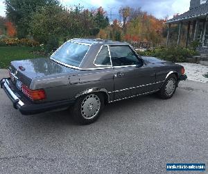 1989 Mercedes-Benz SL-Class 560SL