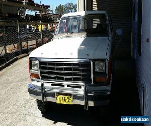 FORD BRONCO 1981 XLT V8 351