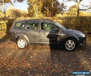 FORD FOCUS 2.0 GHIA ESTATE PETROL 2006