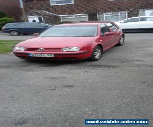 2002 VOLKSWAGEN GOLF SE RED