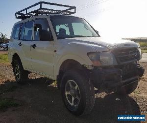 2001 MITSUBISHI PAJERO NM WAGON 4X4 MAN PETROL LIGHT DAMAGED REPAIRABLE DRIVES