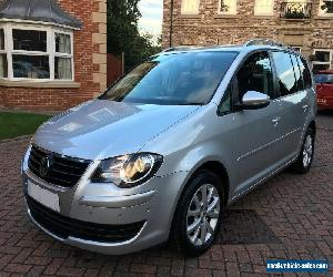 2010 10 VOLKSWAGEN TOURAN 2.0 TDI 7 SEATS, COLOUR SILVER, FACELIFT HEADLIGHT,LOV