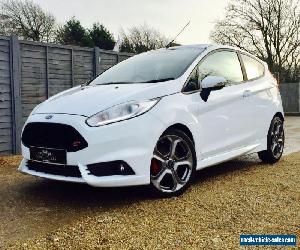 2014 64 FORD FIESTA 1.6 ST-2 3D