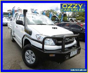 2011 Toyota Hilux KUN26R MY11 Upgrade SR (4x4) White Manual 5sp Manual Extracab