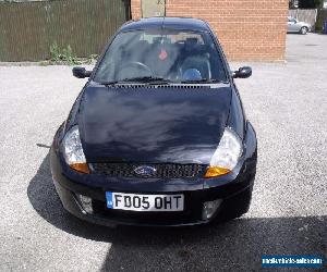 Black Ford KA Sport 2005 1600 cc