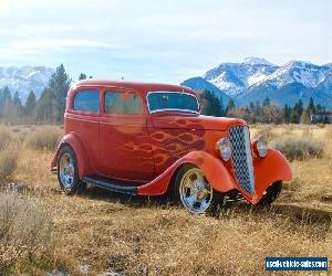 1933 Ford 2 Door Sedan