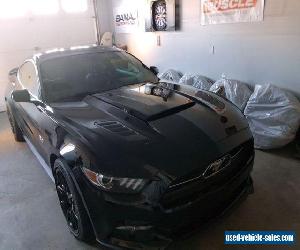 Ford: Mustang Premium Coupe