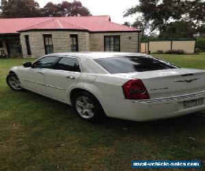 CHRYSLER 300