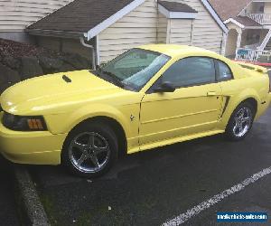 2002 Ford Mustang 2-Door Coupe