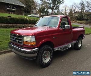 1993 Ford F-150 XLT Standard Cab Pickup 2-Door