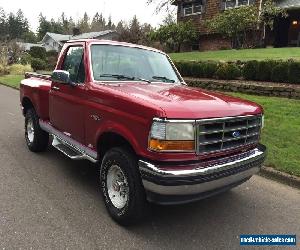 1993 Ford F-150 XLT Standard Cab Pickup 2-Door