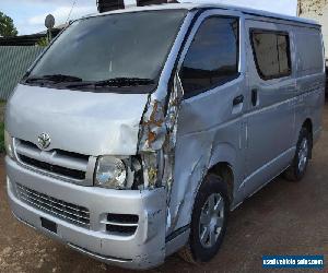 2006 Toyota Hiace LWB Van 2.7L Petrol M LIGHT DAMAGE REPAIRABLE DRIVES 