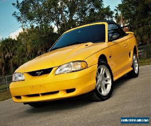 1998 Ford Mustang GT Convertible 2-Door