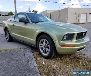 2005 Ford Mustang Coupe