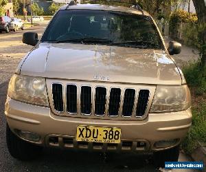 2001 Jeep Grand Cherokee Wagon (Gold)