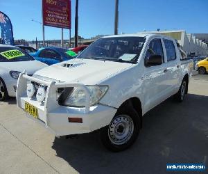 2010 Toyota Hilux KUN16R MY10 SR White Manual 5sp M 4D Utility