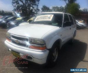 1998 Chevrolet Blazer LS White Automatic A Wagon