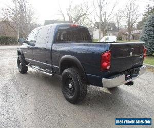 Dodge: Ram 1500 MEGA CAB SLT