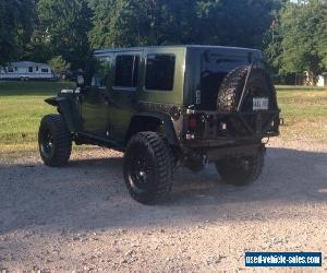 Jeep: Wrangler Sahara