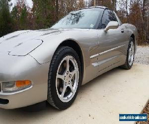 2000 Chevrolet Corvette 2dr Coupe