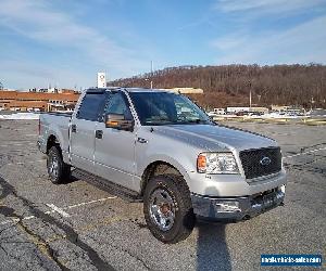 2004 Ford F-150 XLT Crew Cab Pickup 4-Door