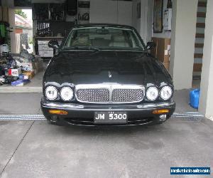 BLACK JAGUAR XJ8 SPORT 4.0 V8 AUTO