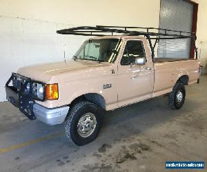 1989 Ford F-150 4WD Custom Standard Cab Pickup 2-Door