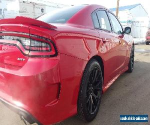 Dodge: Charger SRT Hellcat