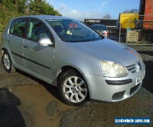 2006 06 VOLKSWAGEN GOLF 1.6 SE FSI 5D 115 BHP